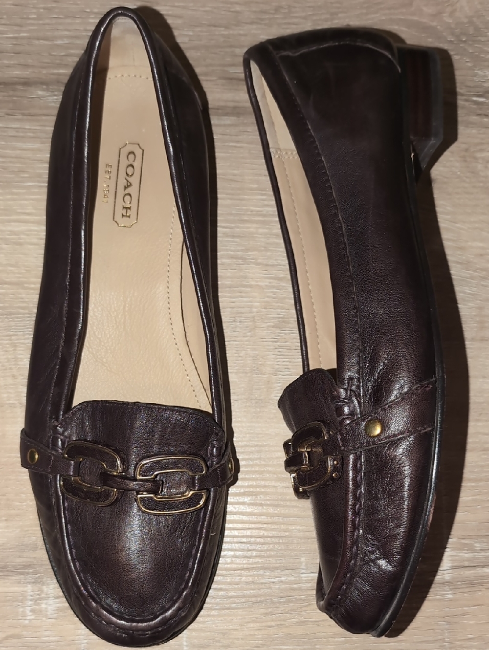 Coach Ella 8.5 Brown Leather Chain-Trim Loafers